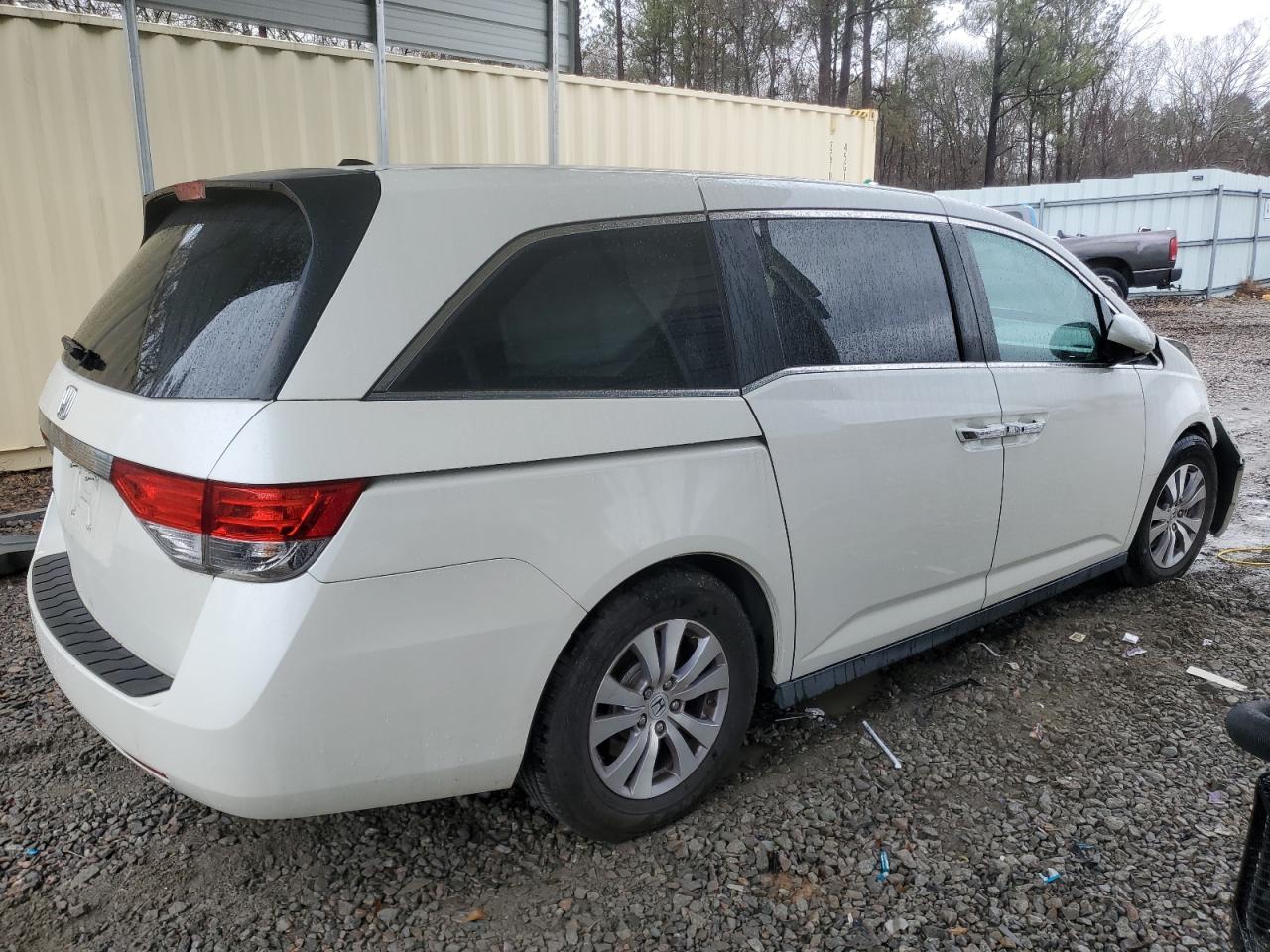 2015 Honda Odyssey - Image 3