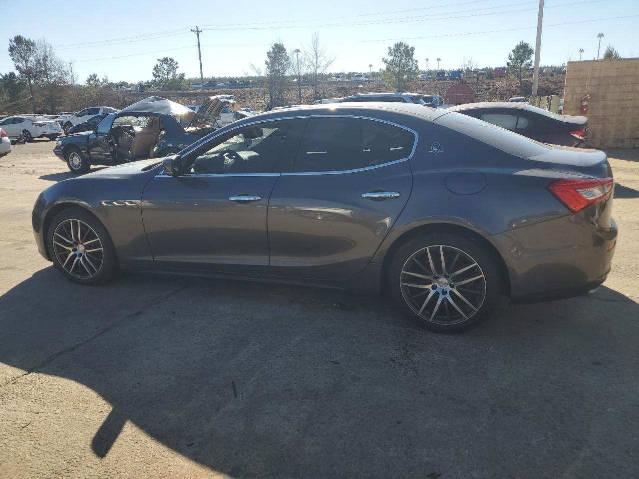 2014 Maserati Ghibli - Image 2