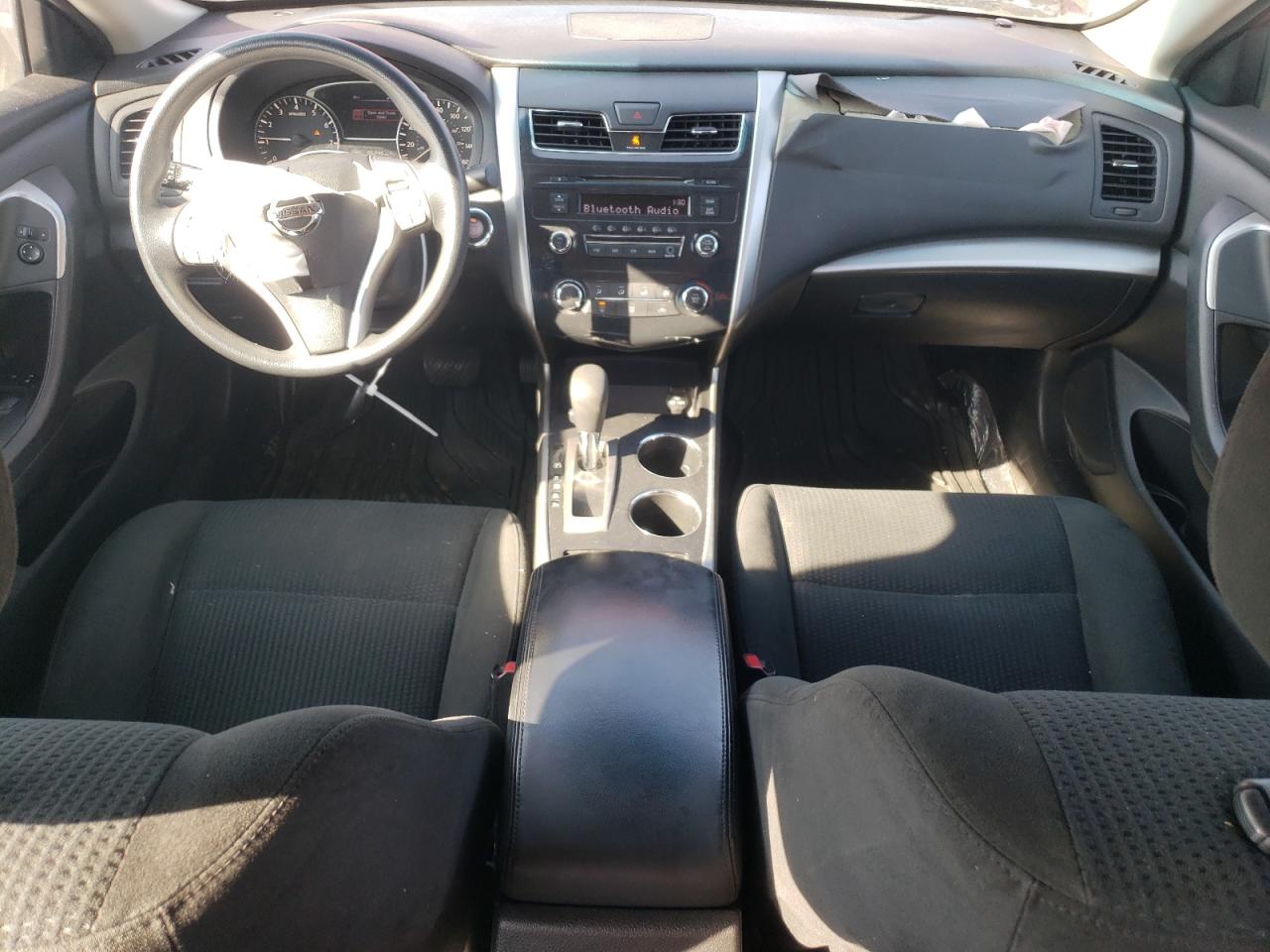 2015 Nissan Altima - Image 8