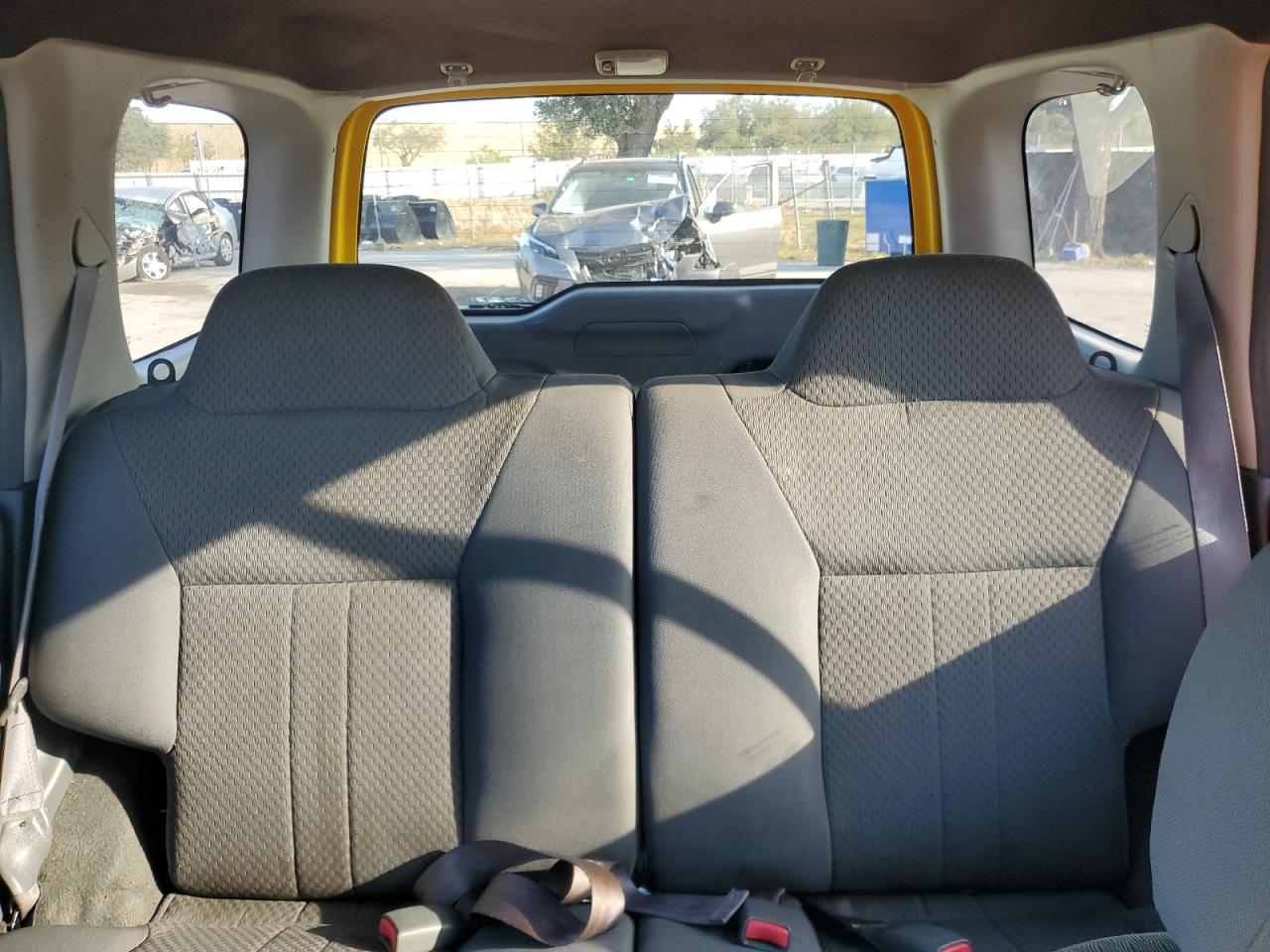 2003 Nissan XTerra - Image 10