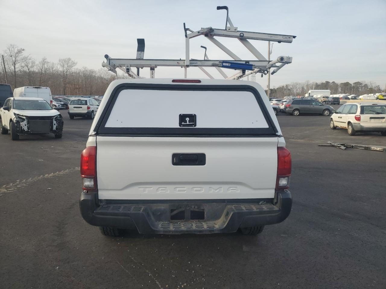2021 Toyota Tacoma - Image 6
