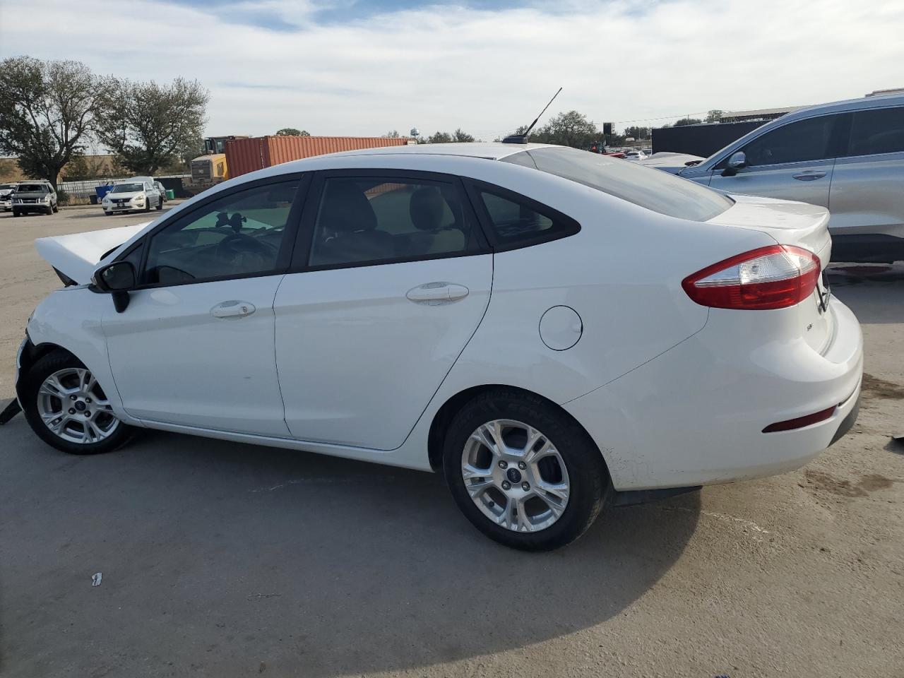 2014 Ford Fiesta - Image 2