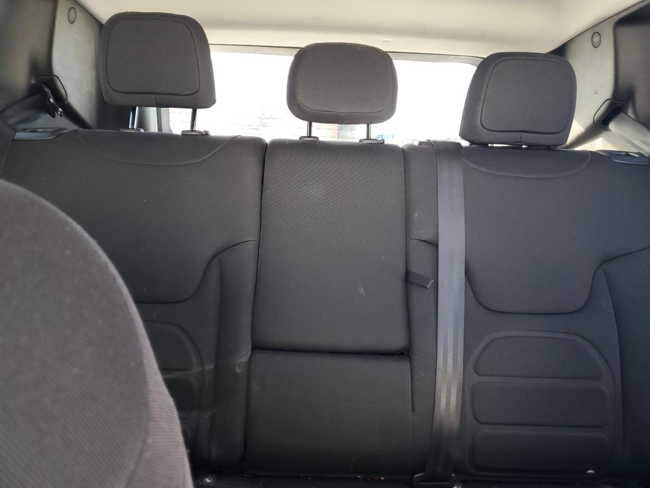 2018 Jeep Renegade - Image 10