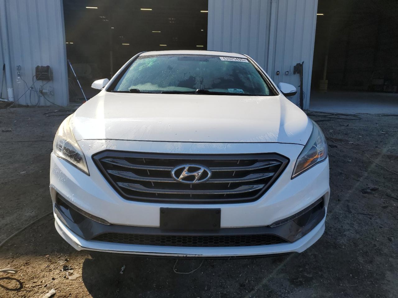 2016 Hyundai Sonata - Image 5