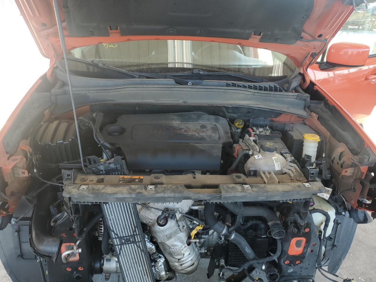 2015 Jeep Renegade - Image 12
