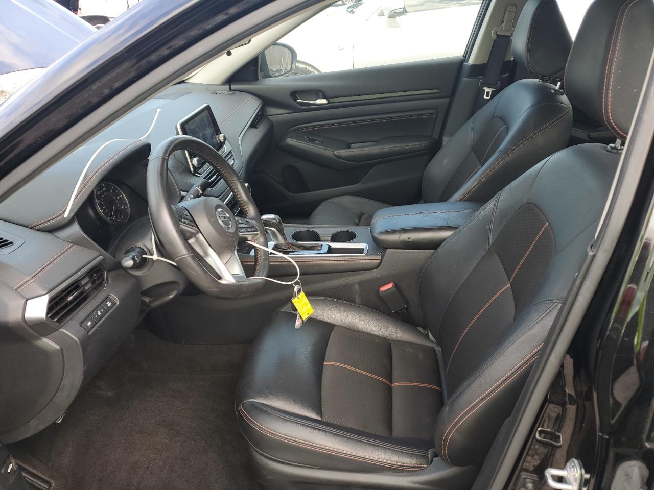 2022 Nissan Altima - Image 7