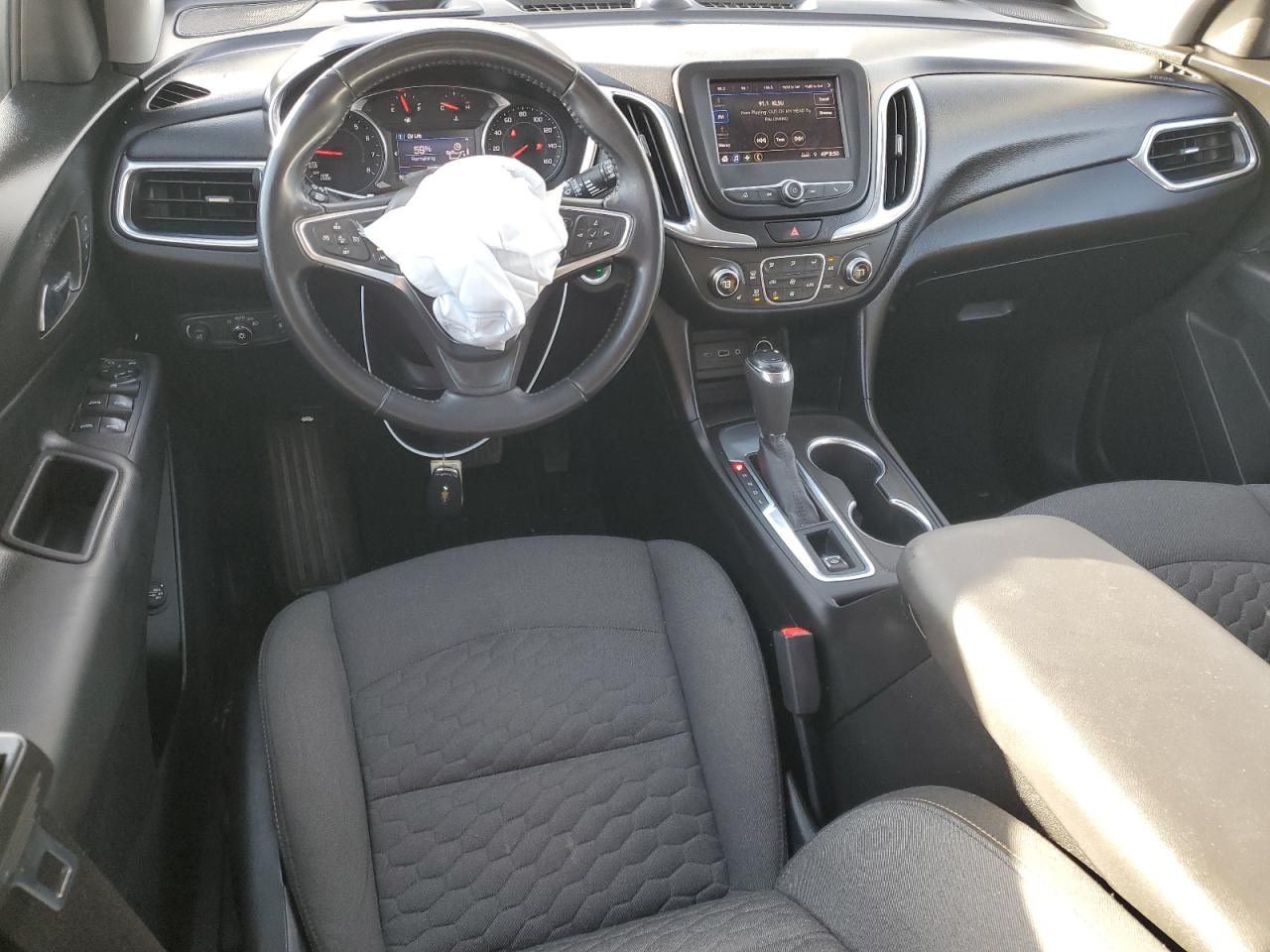 2020 Chevrolet Equinox - Image 8