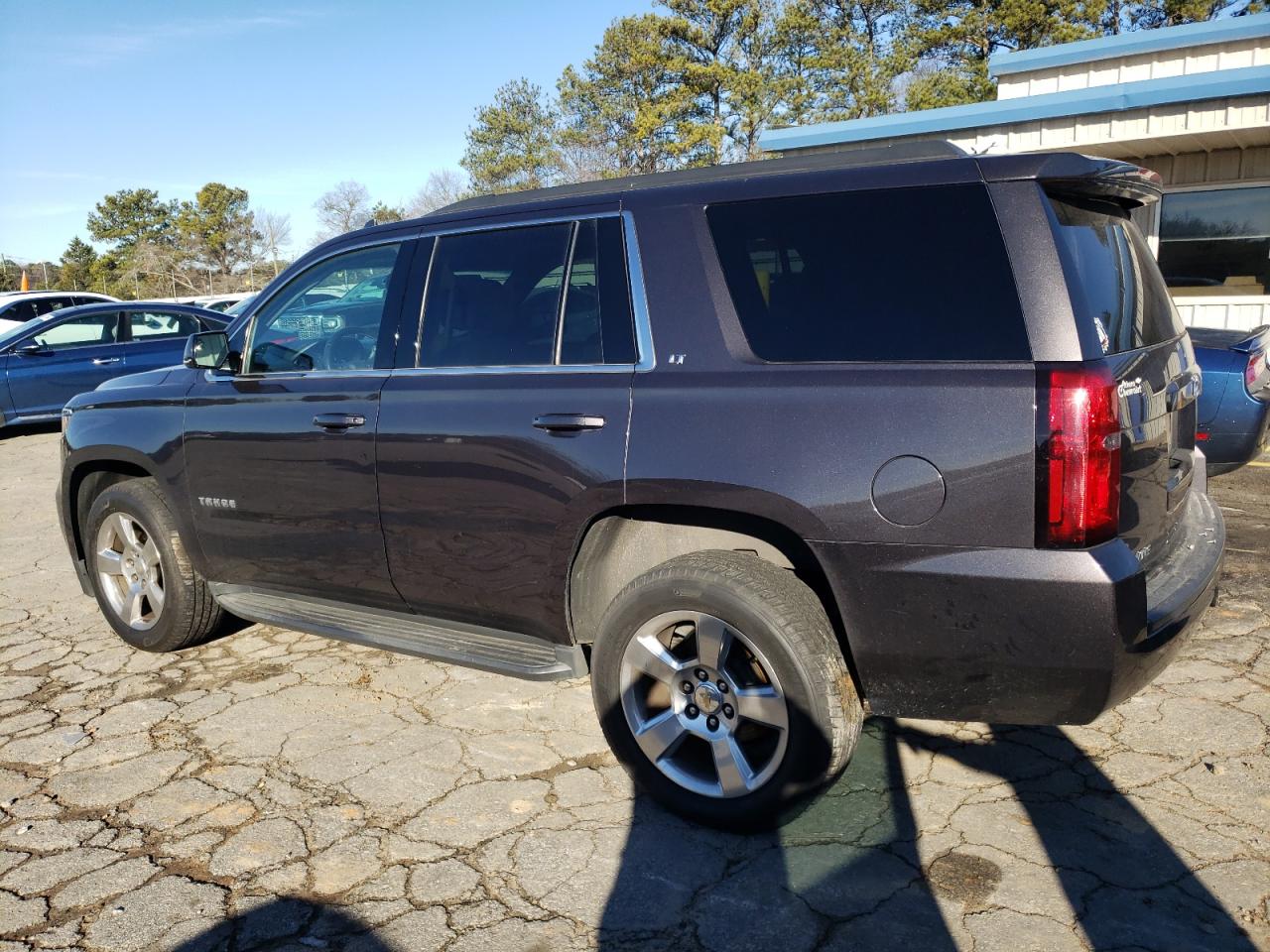 VIN 1GNSCBKC7FR689579 2015 CHEVROLET TAHOE no.2