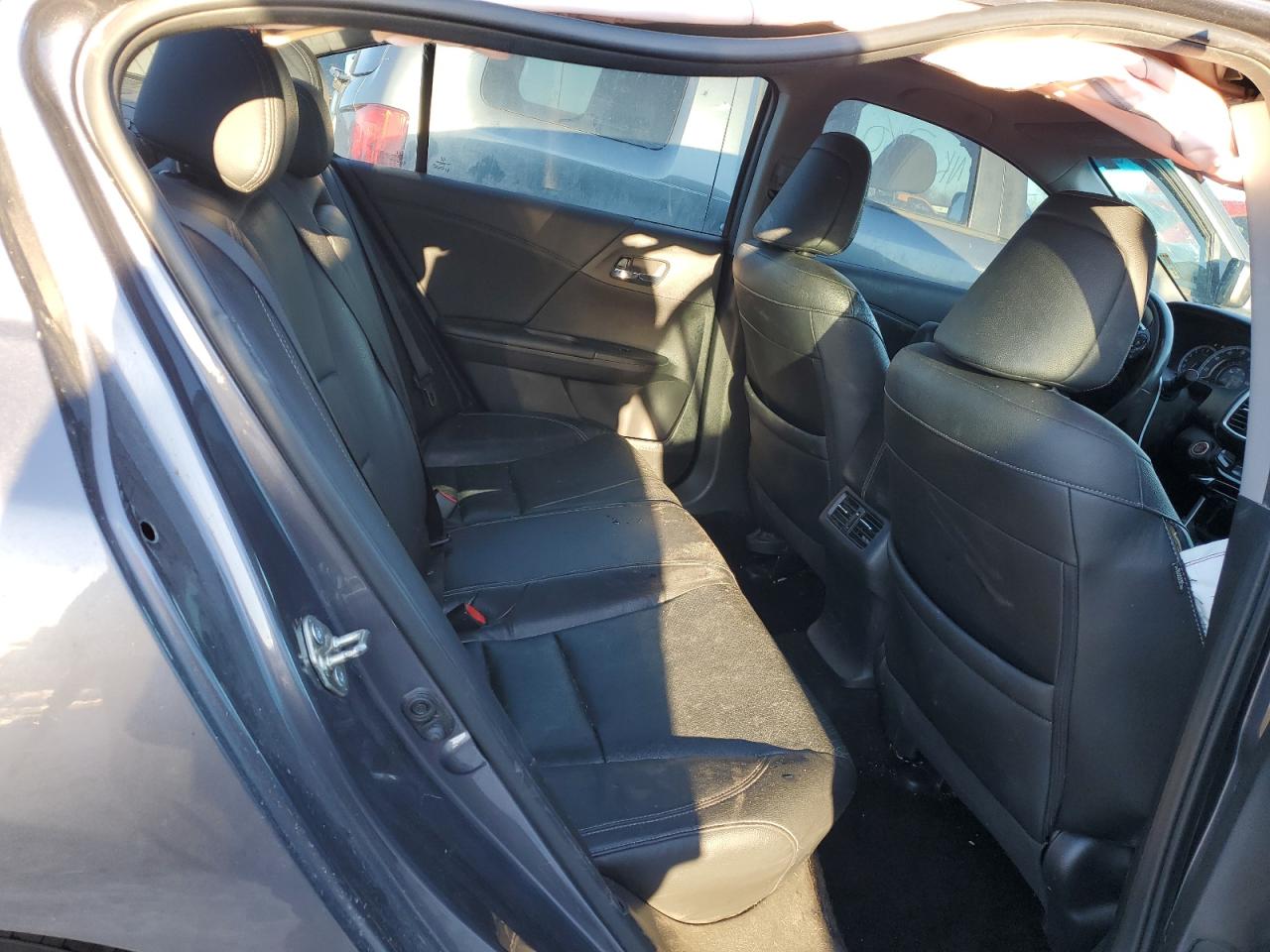2016 Honda Accord - Image 11