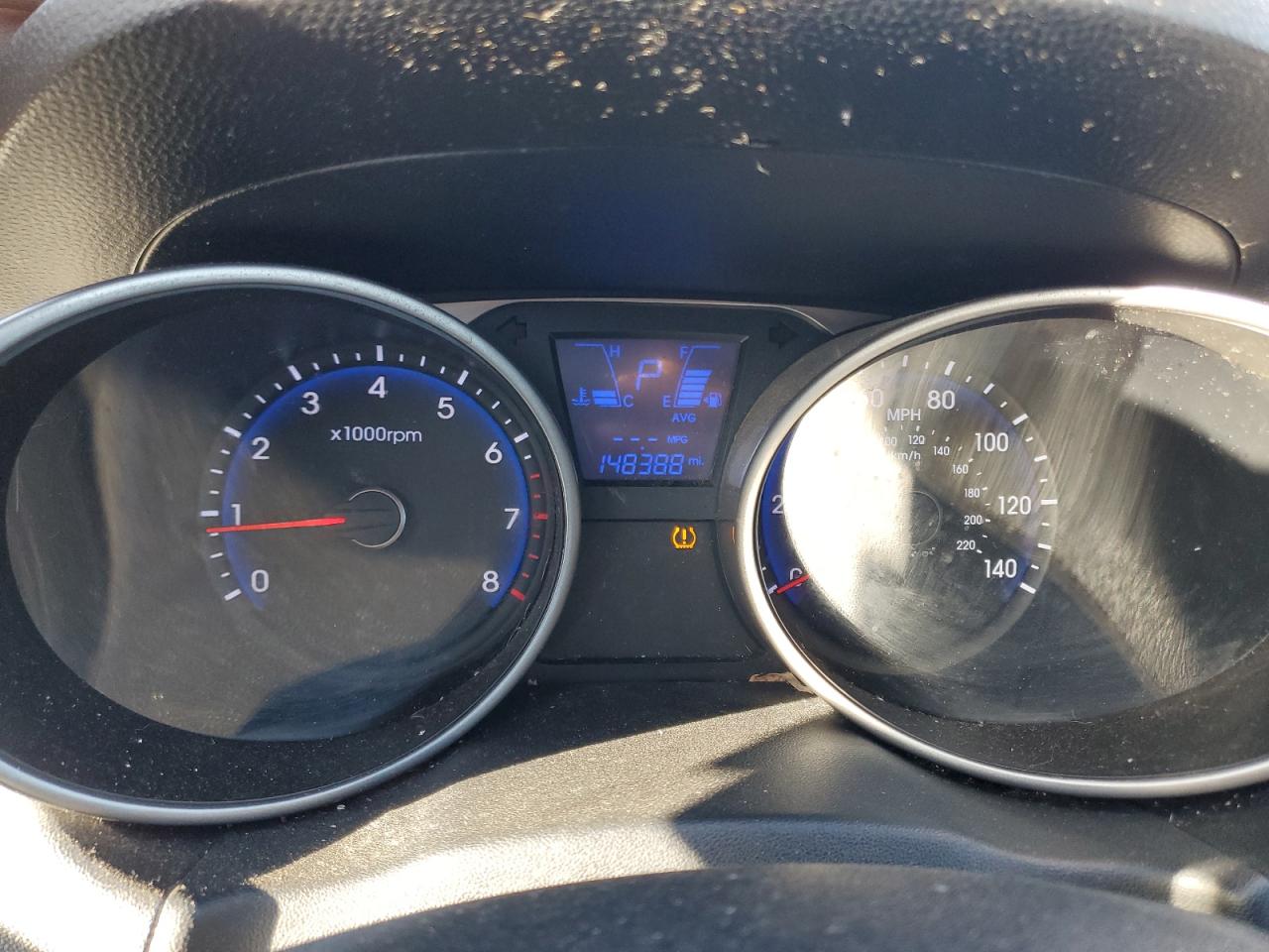2012 Hyundai Tucson - Image 9