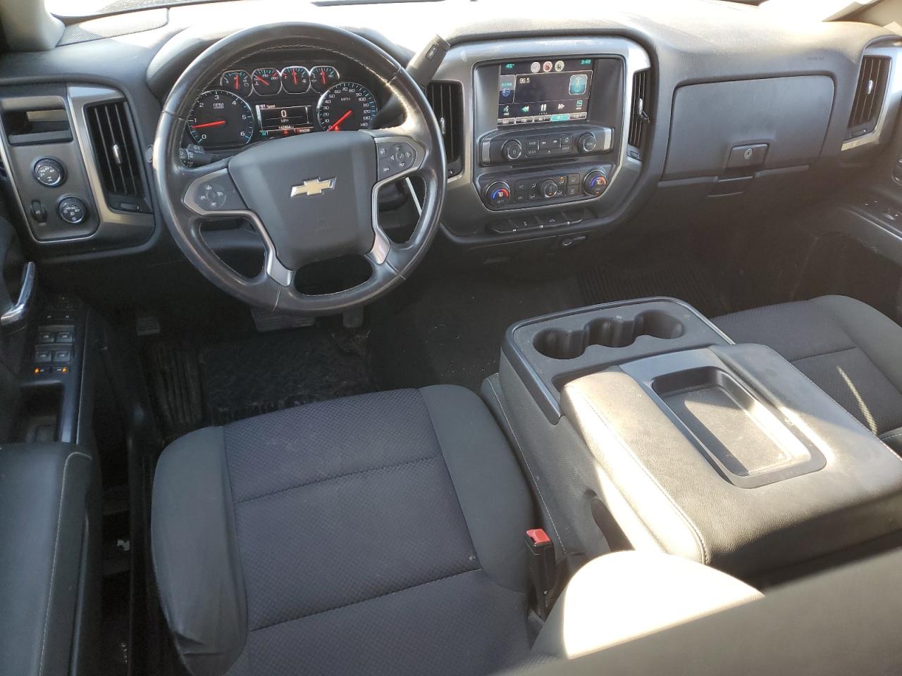 2015 Chevrolet Silverado - Image 8