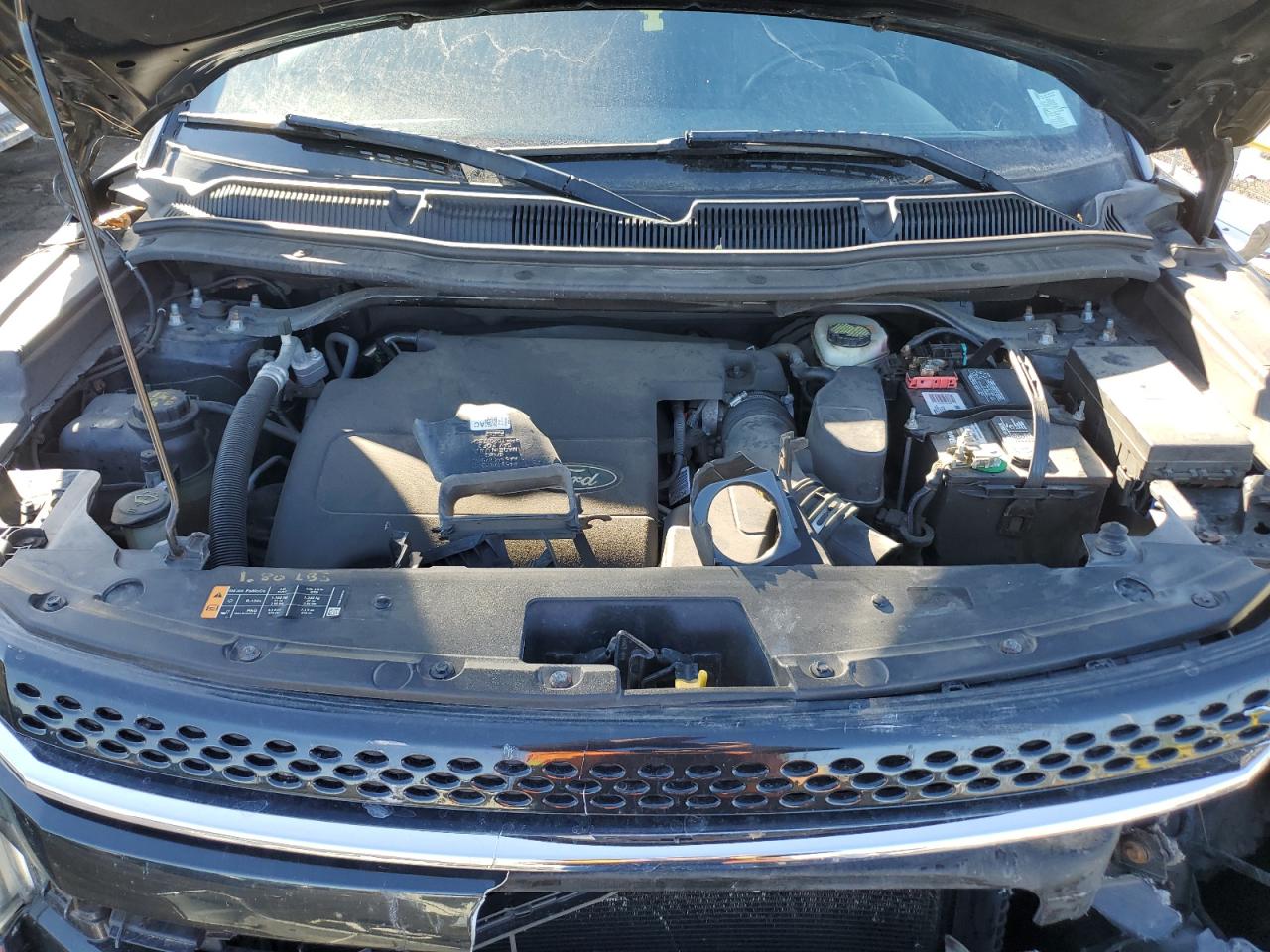 2014 Ford Explorer - Image 12