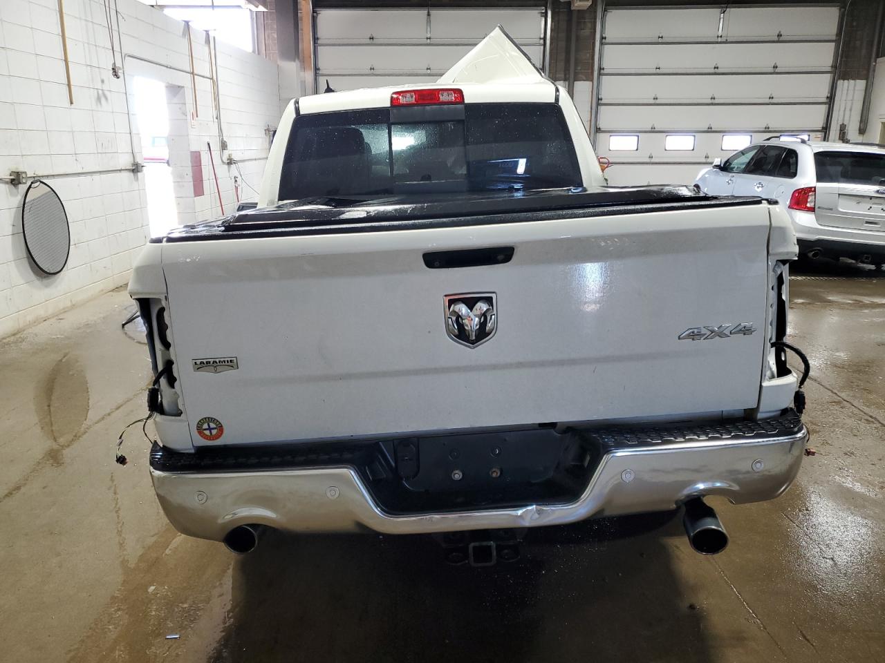 2016 RAM 1500 - Image 6