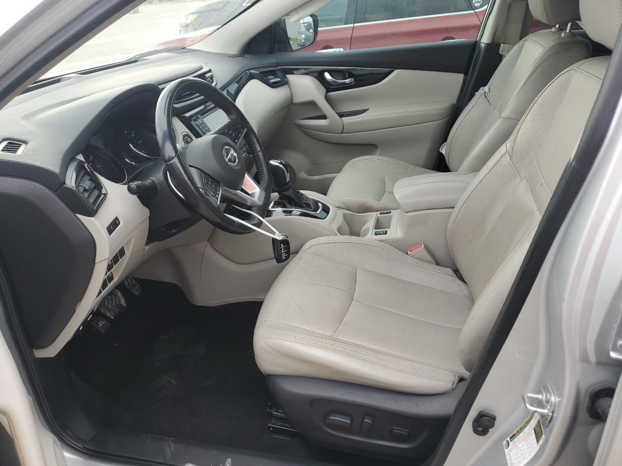 2018 Nissan Rogue - Image 7
