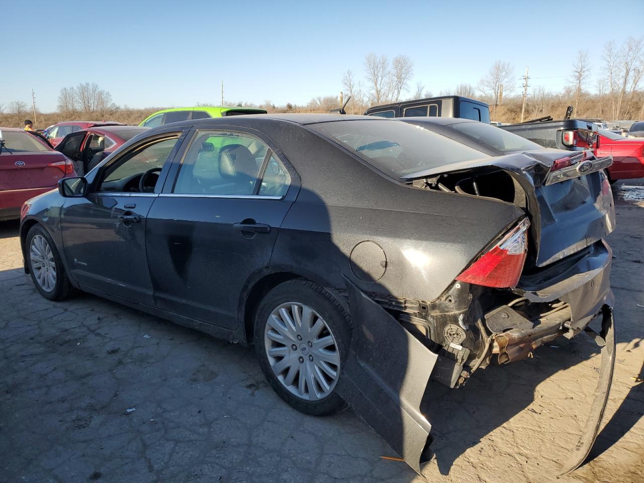 2010 Ford Fusion - Image 2