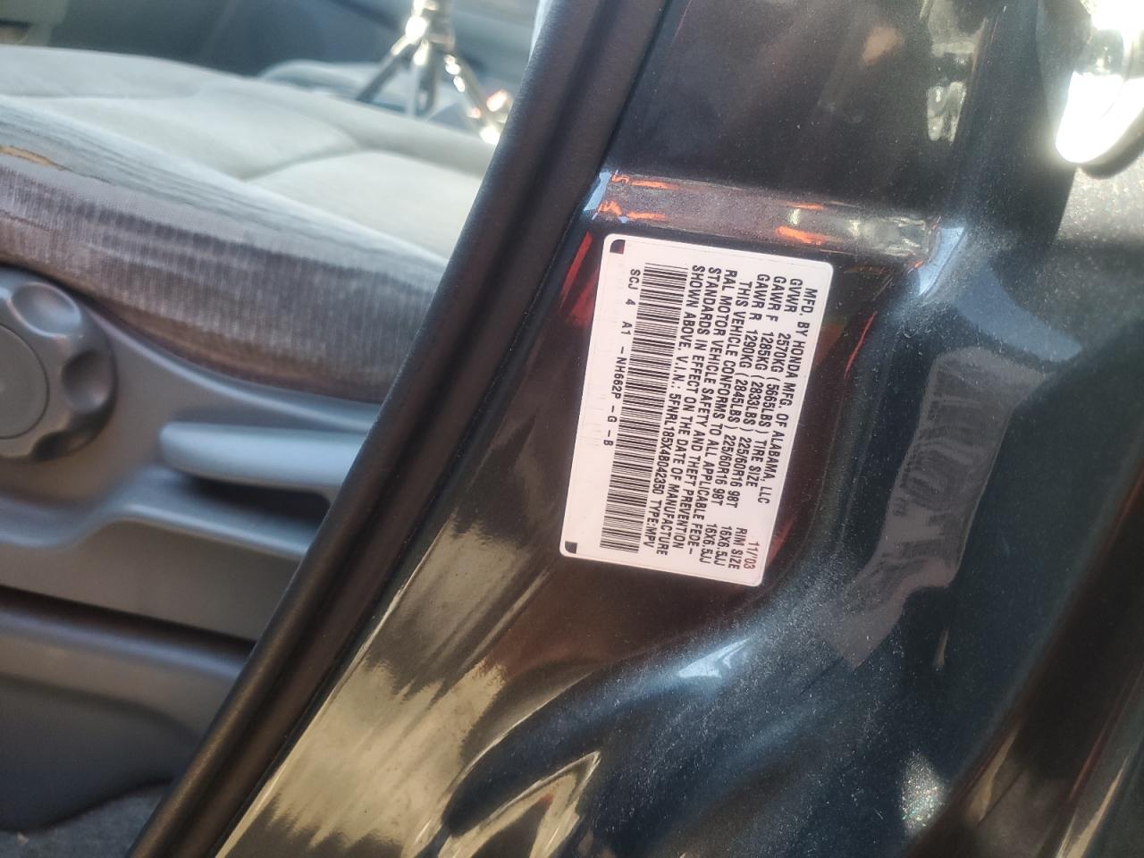 2004 Honda Odyssey - Image 15