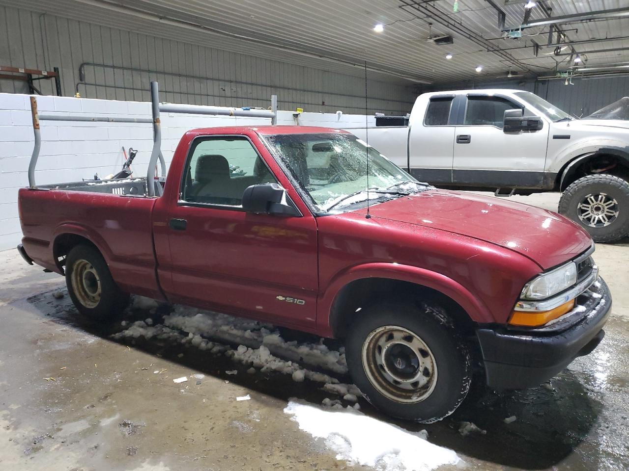 2002 Chevrolet S-10 Pickup - Image 4
