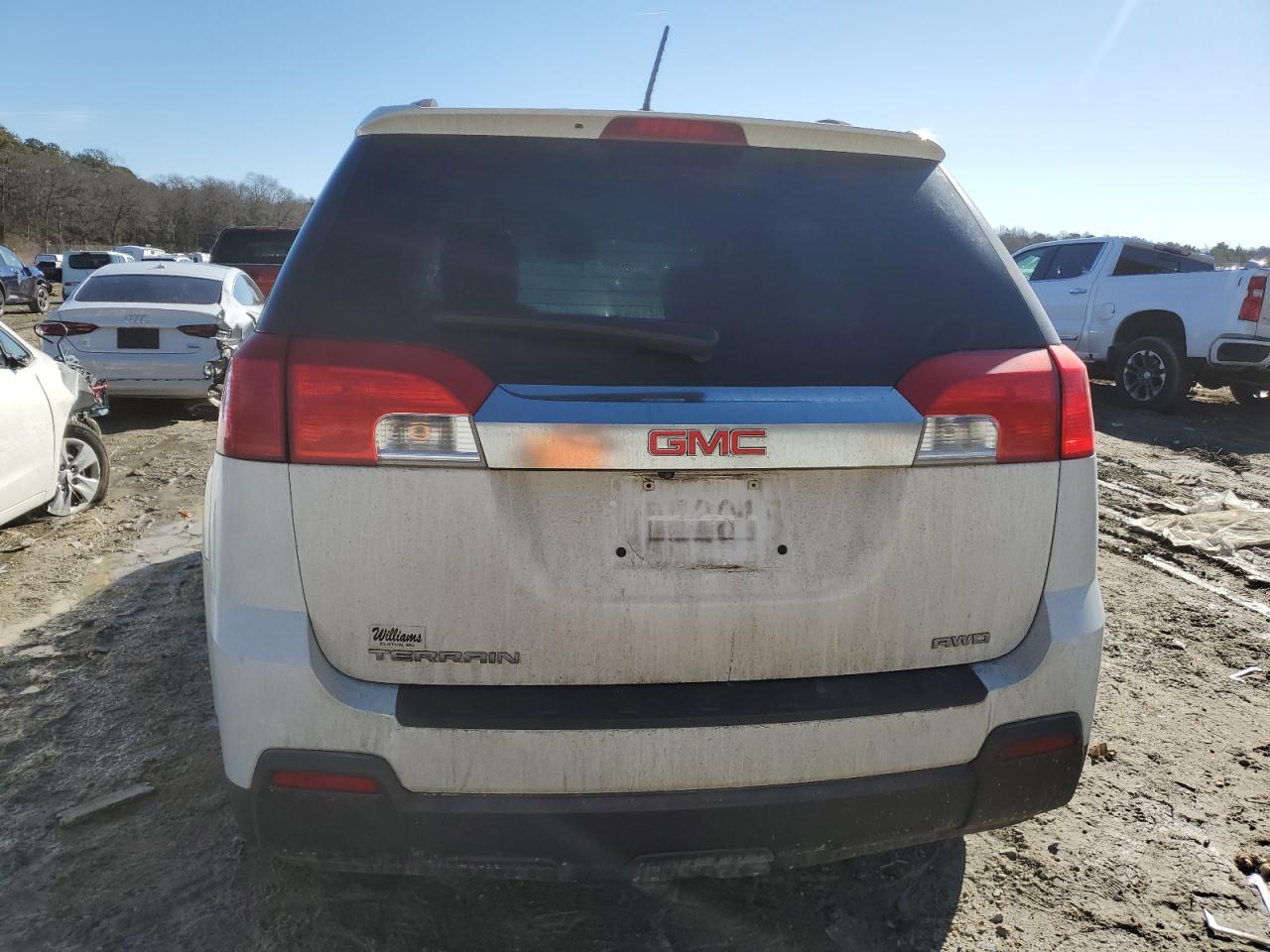 2015 GMC Terrain - Image 6
