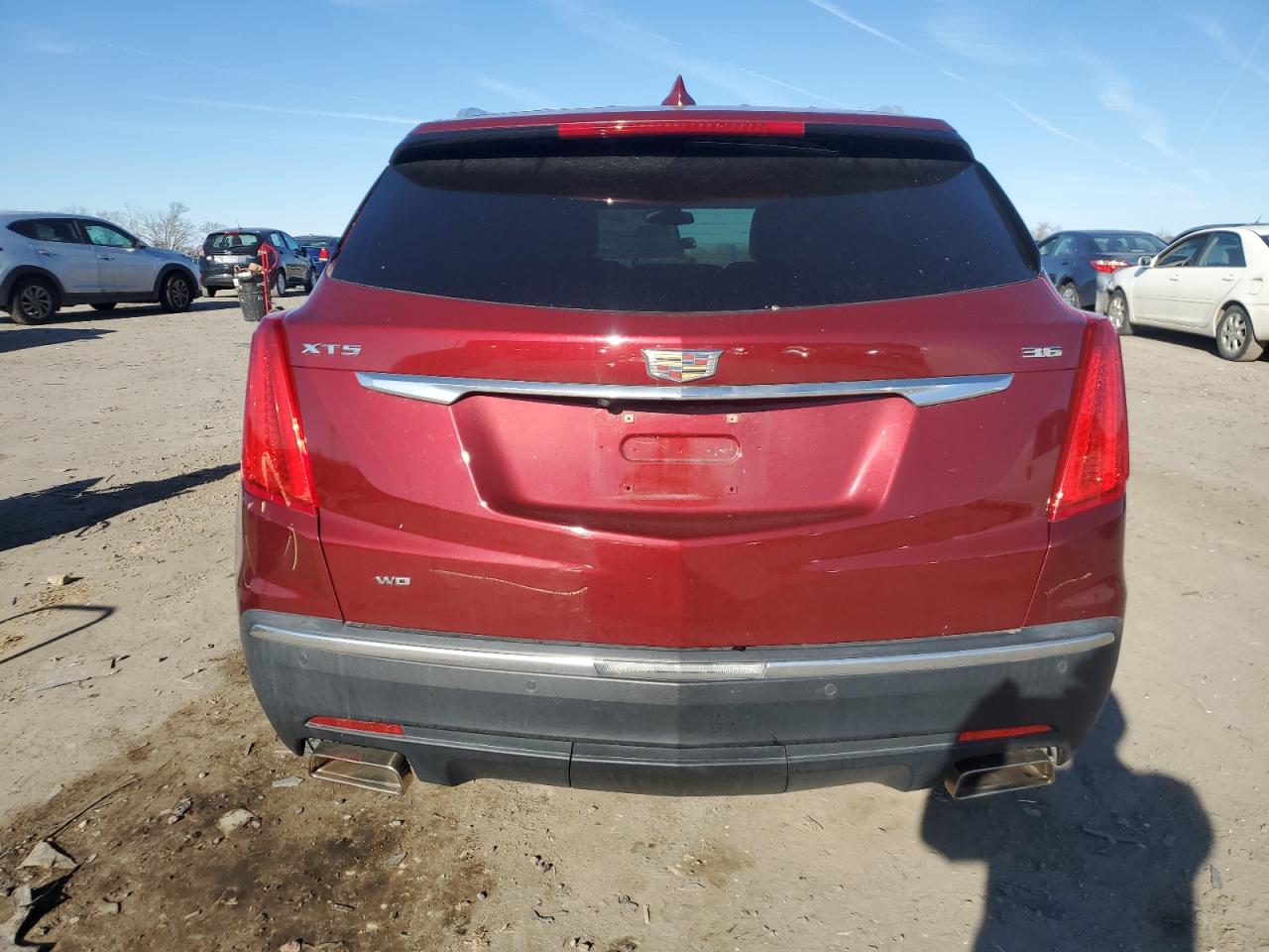 2018 Cadillac XT5 - Image 6