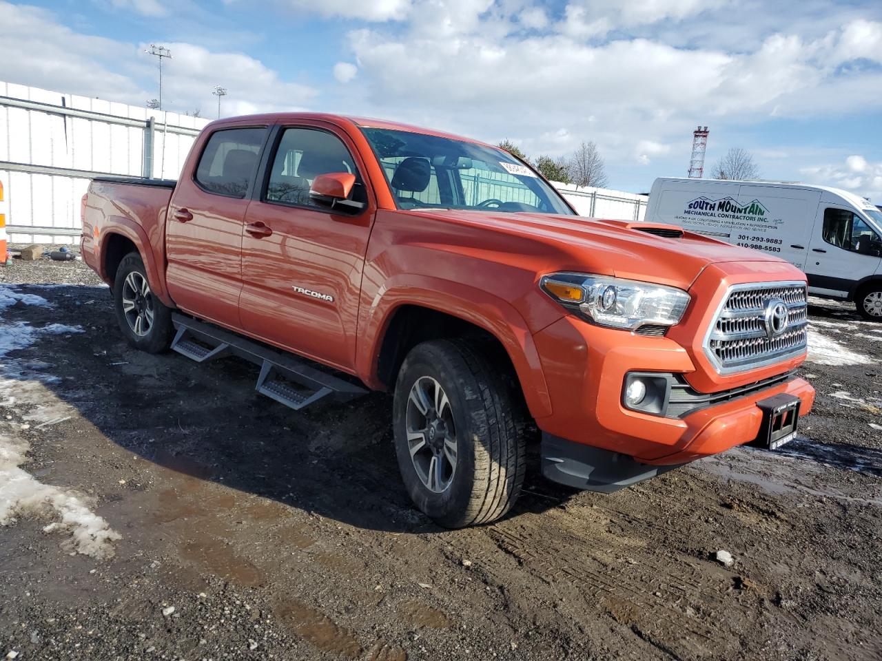 2017 Toyota Tacoma - Image 4