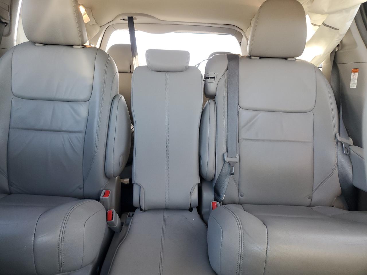 5TDYZ3DC1HS816805 TOYOTA All Models 2017