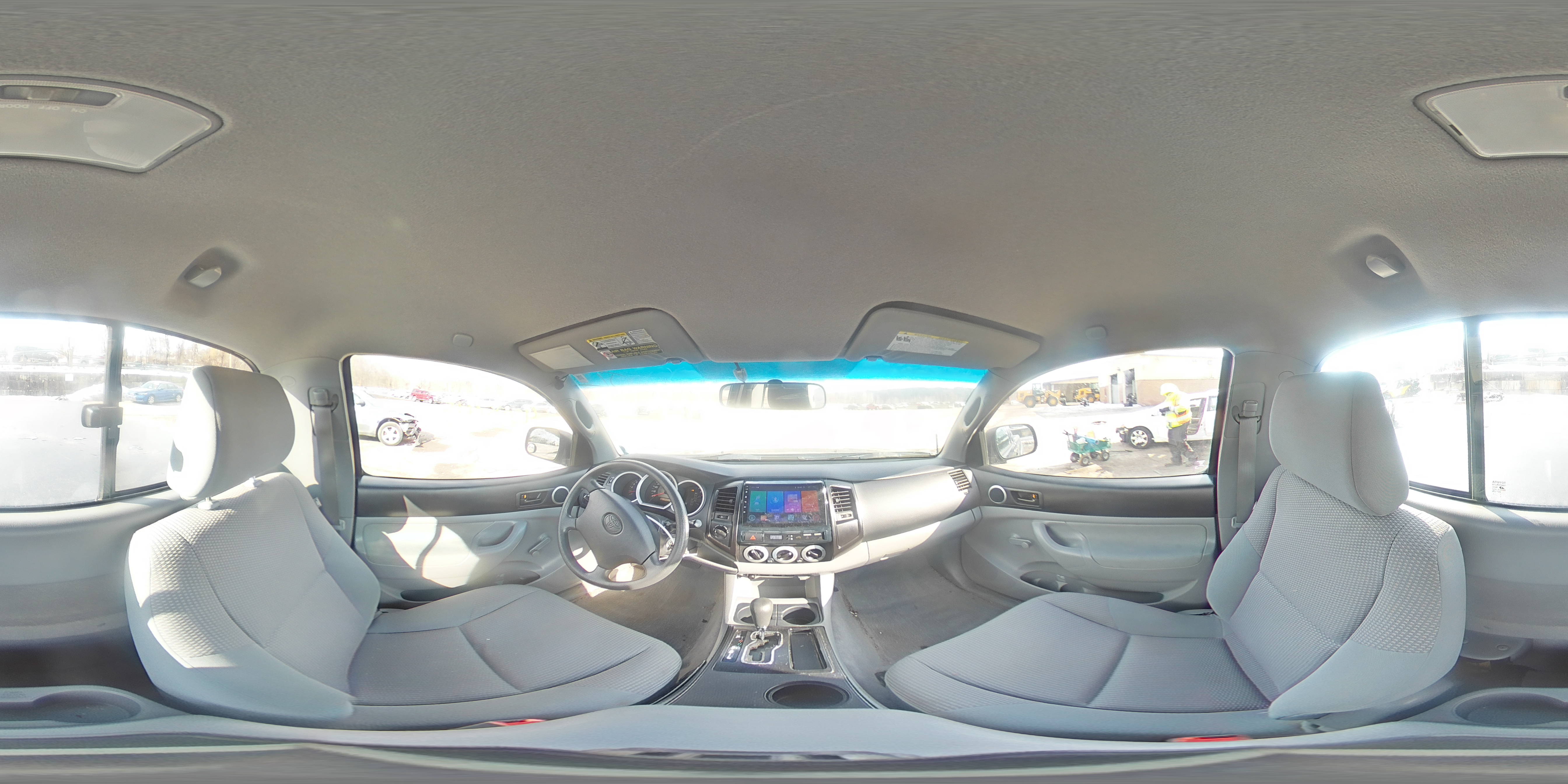 2011 Toyota Tacoma - Image 13