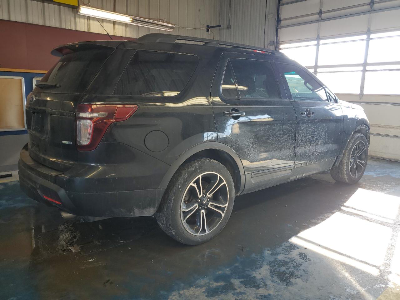 2015 Ford Explorer - Image 3