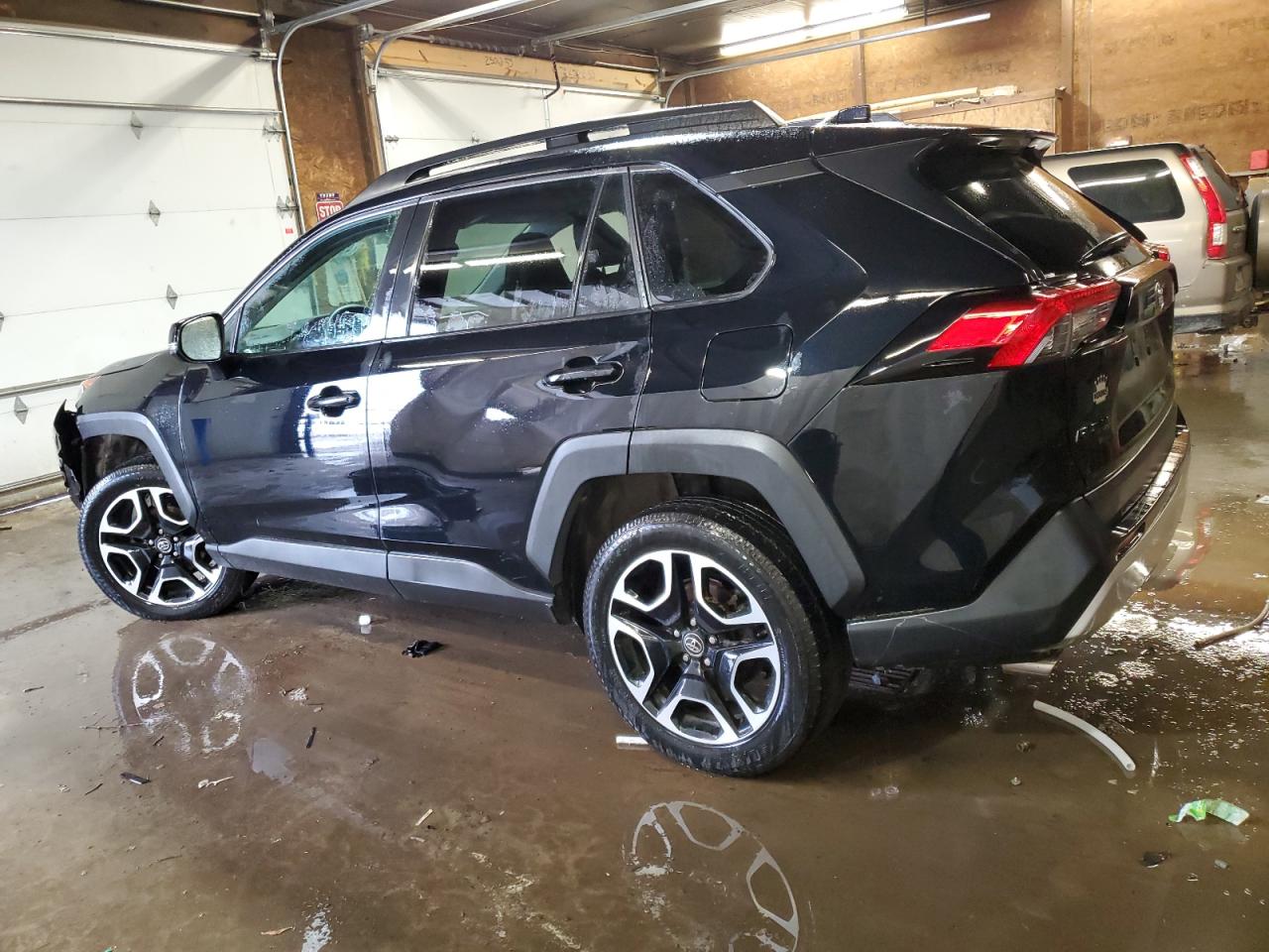2020 Toyota RAV 4 - Image 2