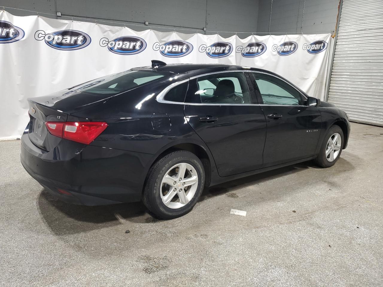 2023 Chevrolet Malibu - Image 3