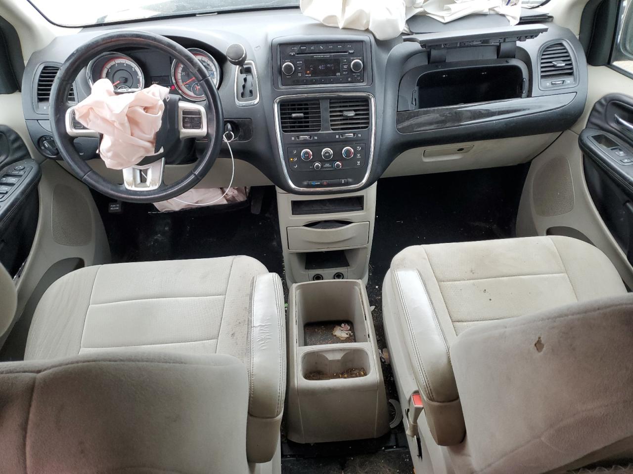 2013 Dodge Caravan - Image 8