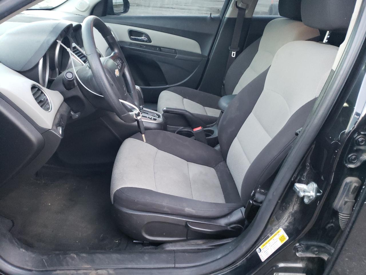 2015 Chevrolet Cruze - Image 7