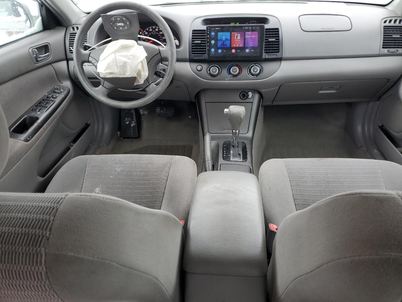 2005 Toyota Camry VIN: 4T18E32K15U961793 Lot: 87882015