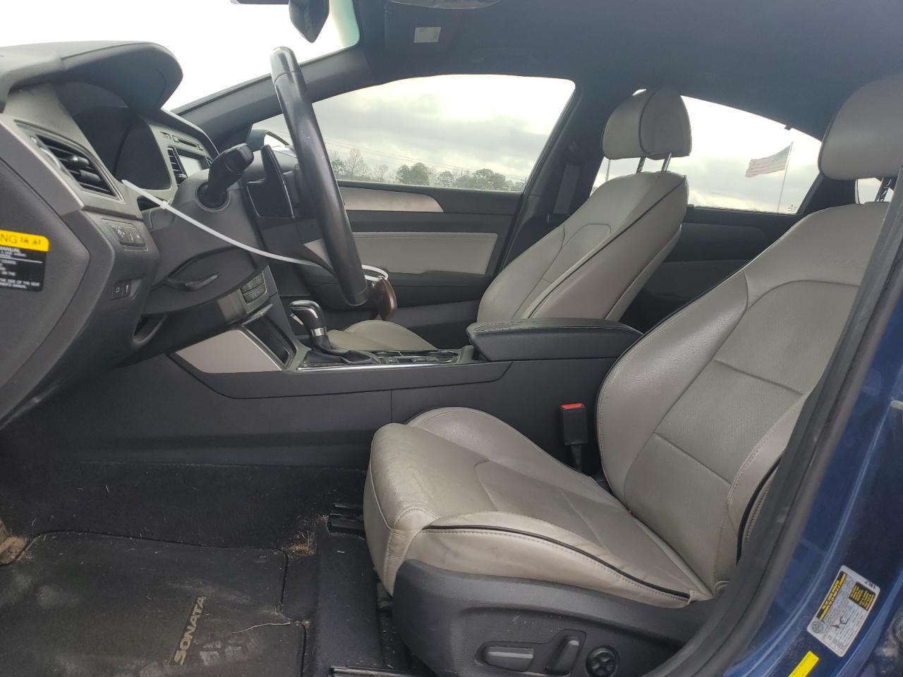 2017 Hyundai Sonata - Image 7