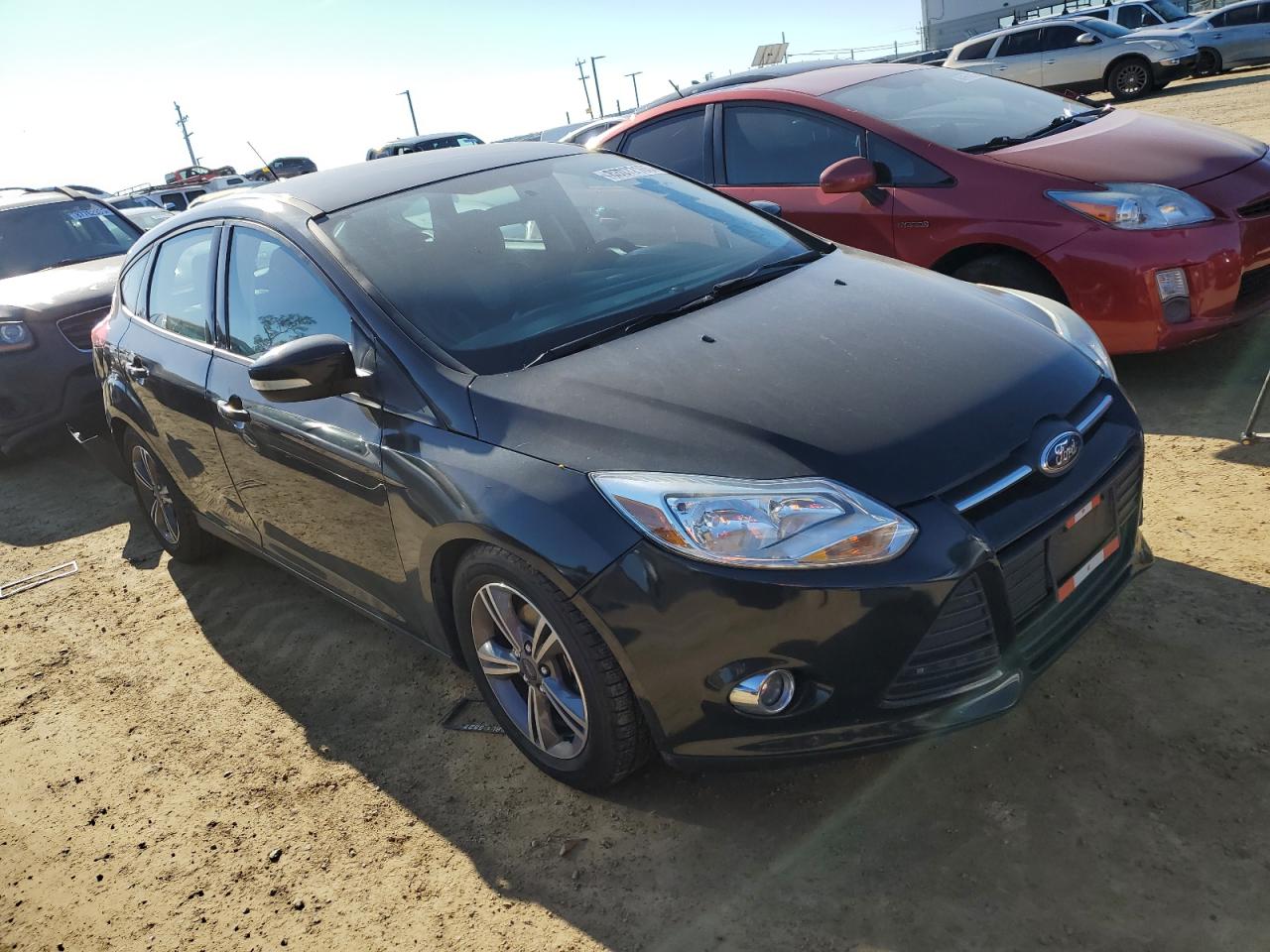 VIN 1FADP3K22EL221401 2014 FORD FOCUS no.4