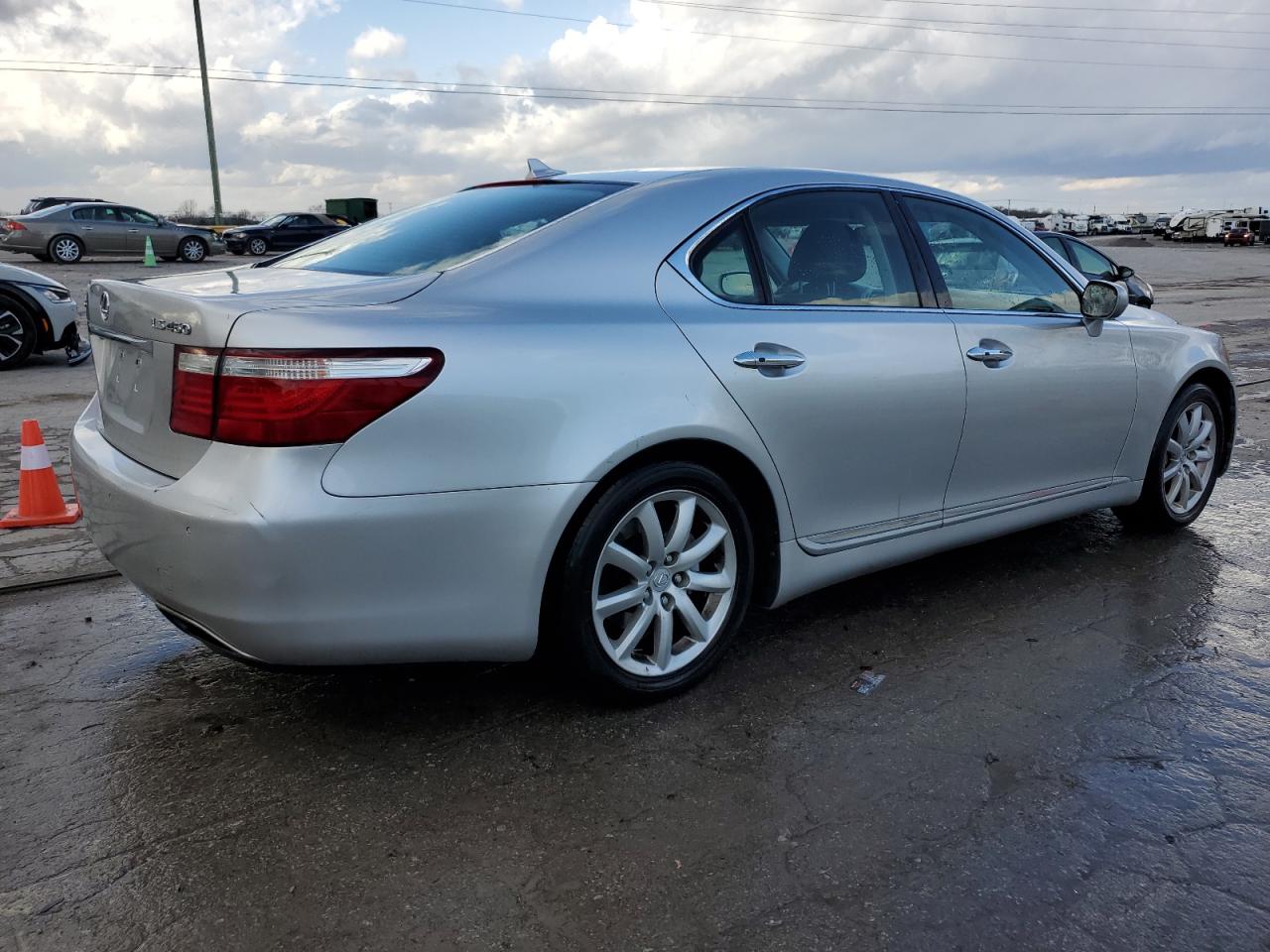 2007 Lexus LS - Image 3