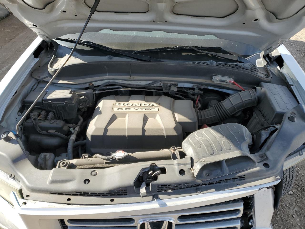 2007 Honda Ridgeline - Image 11