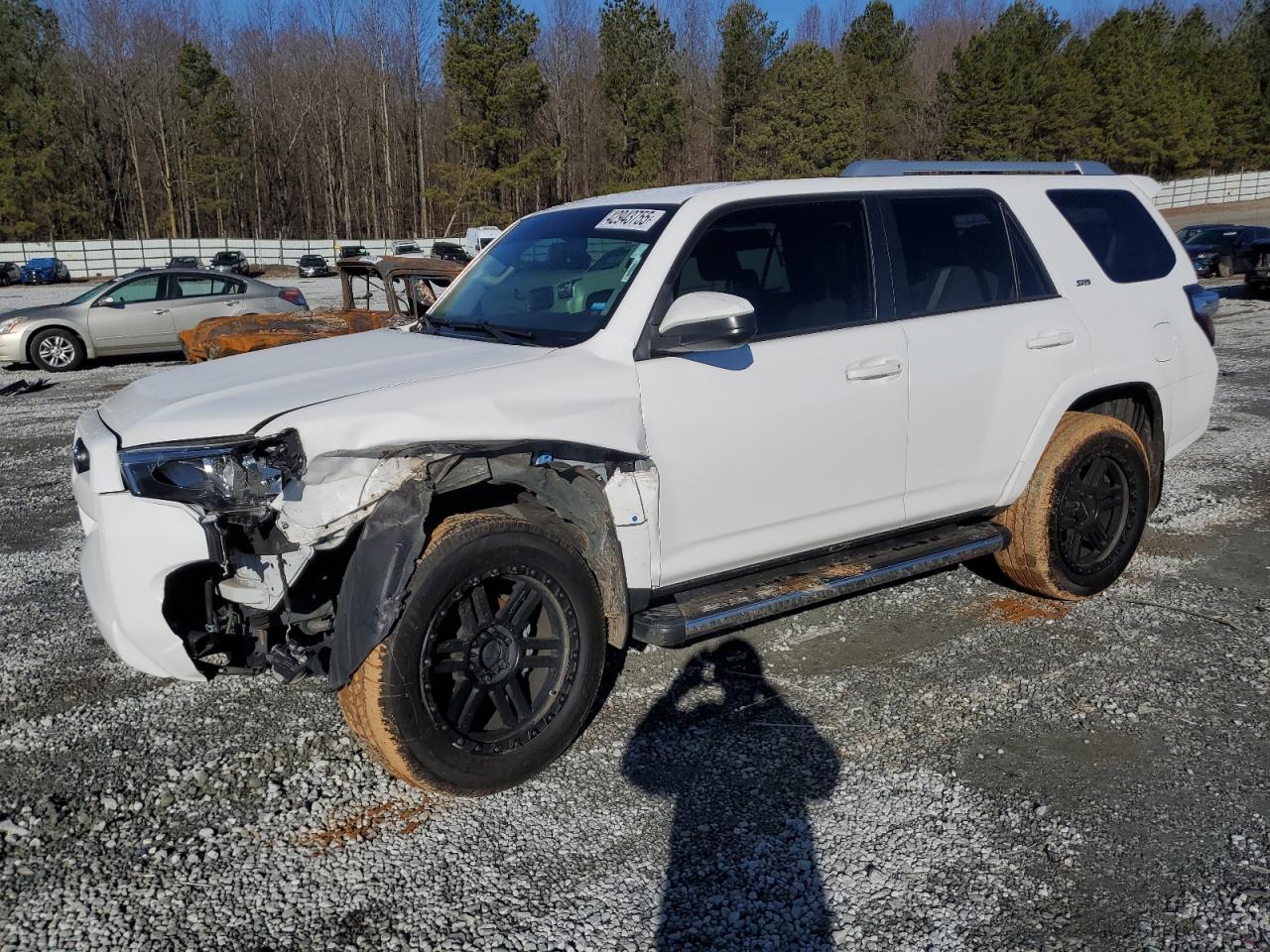 2018 Toyota 4Runner - Image 1