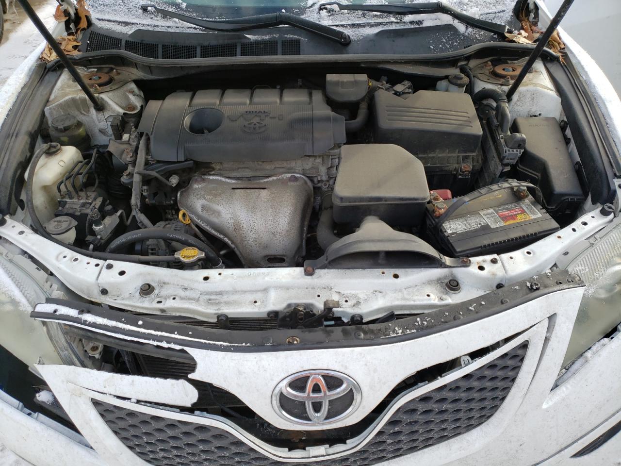 2011 Toyota Camry - Image 11