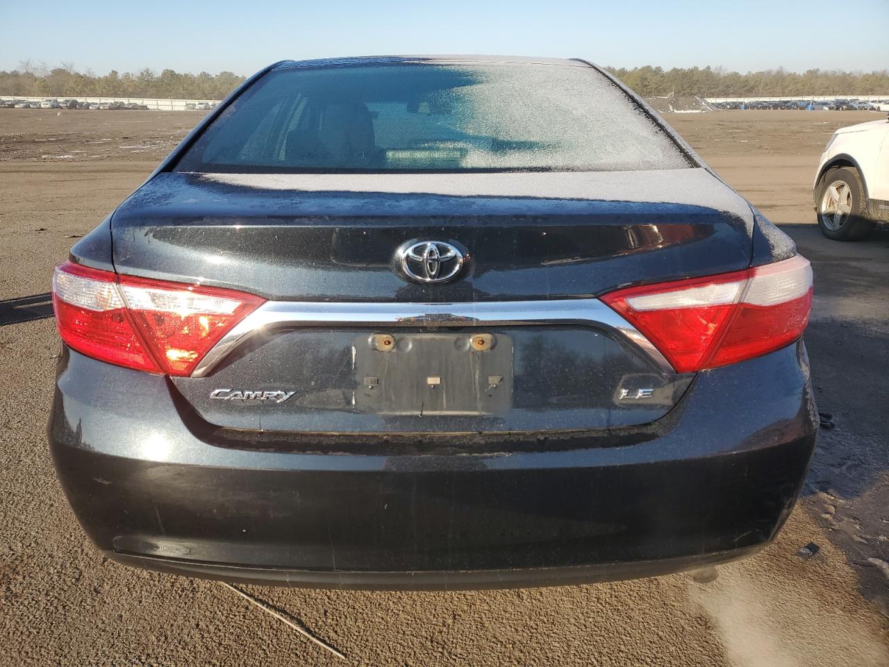 2015 Toyota Camry - Image 6