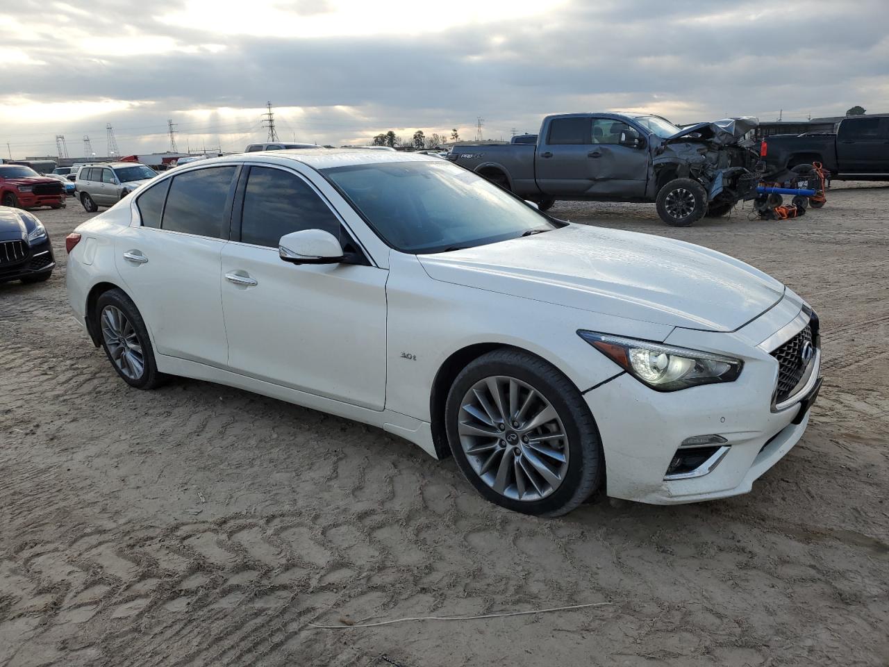 2018 Infiniti Q50 Luxe VIN: JN1EV7AP5JM353925 Lot: 70107315