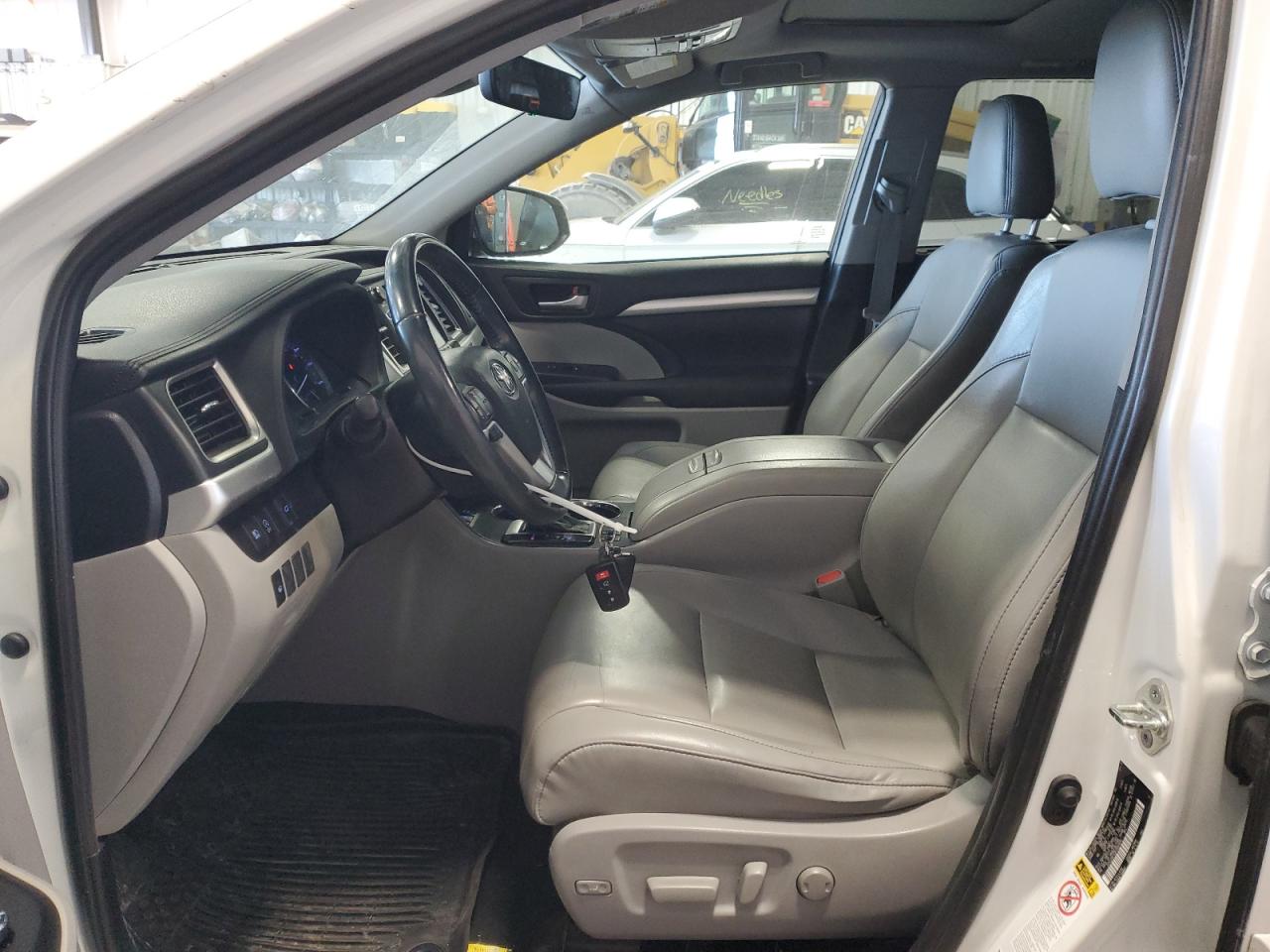 2019 Toyota Highlander - Image 7