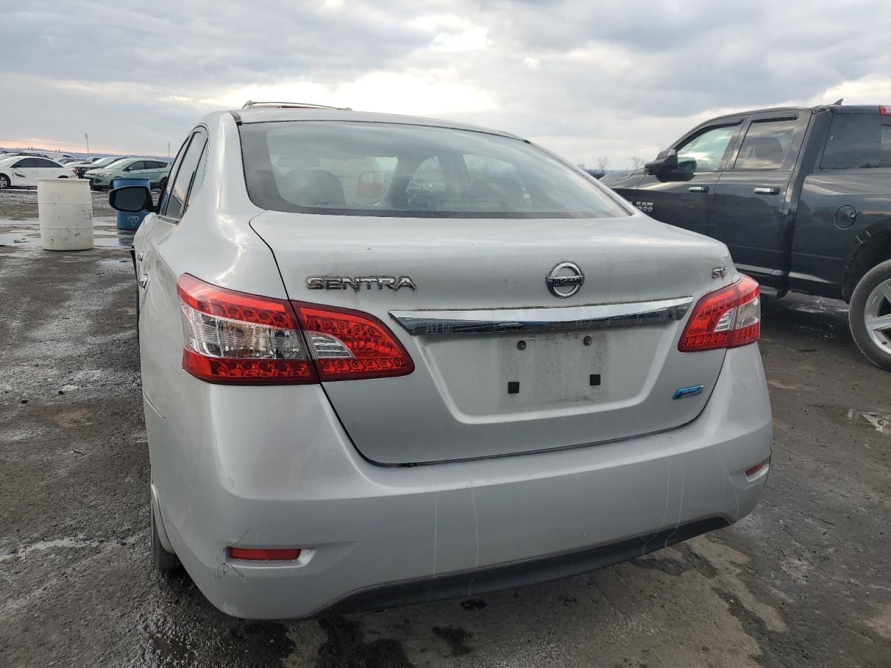 2014 Nissan Sentra - Image 6