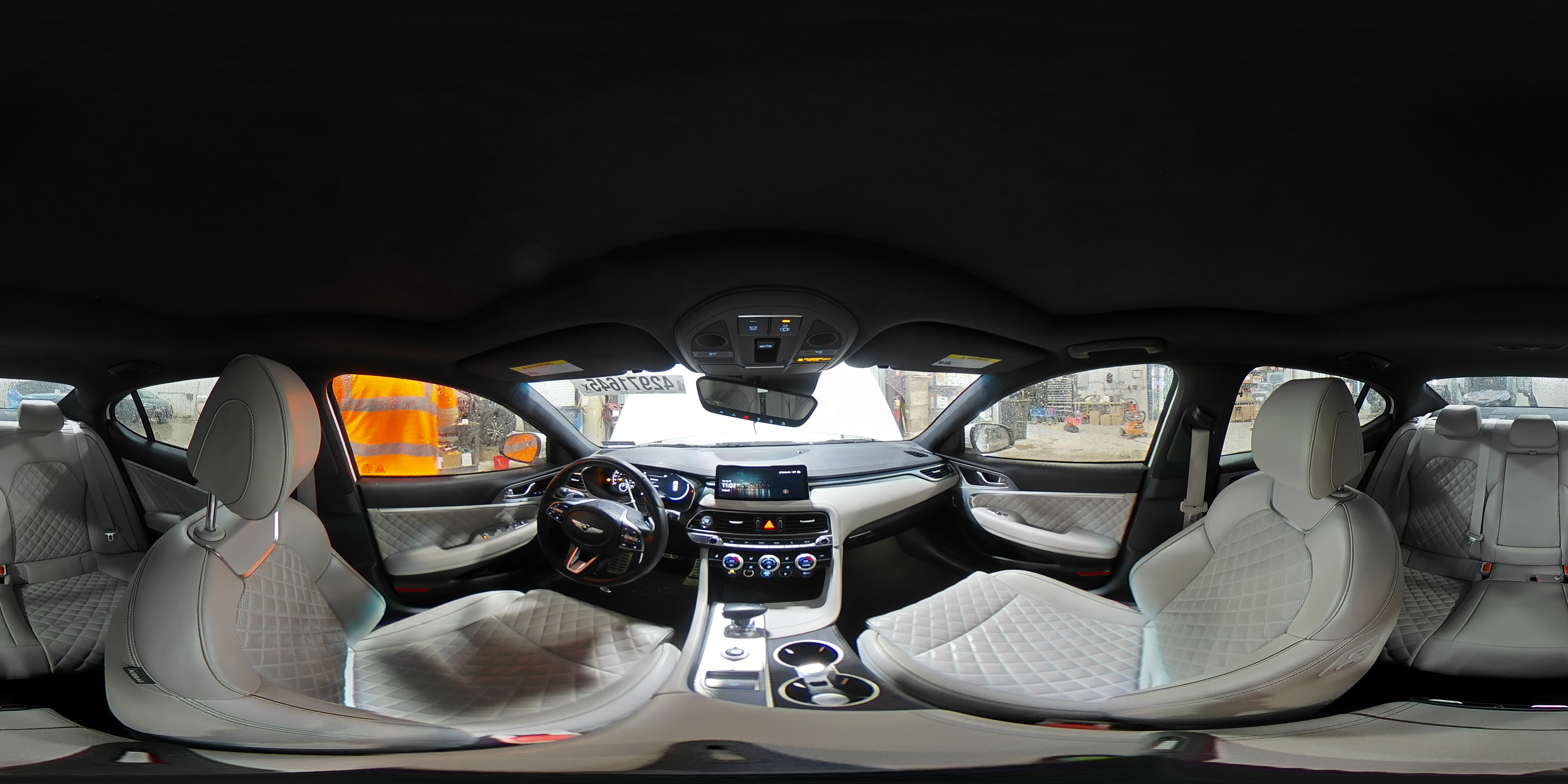 2022 Genesis G70 - Image 14
