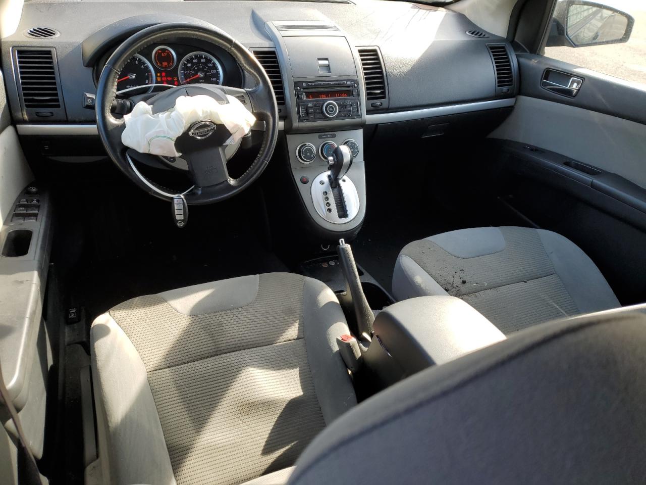 2011 Nissan Sentra - Image 8