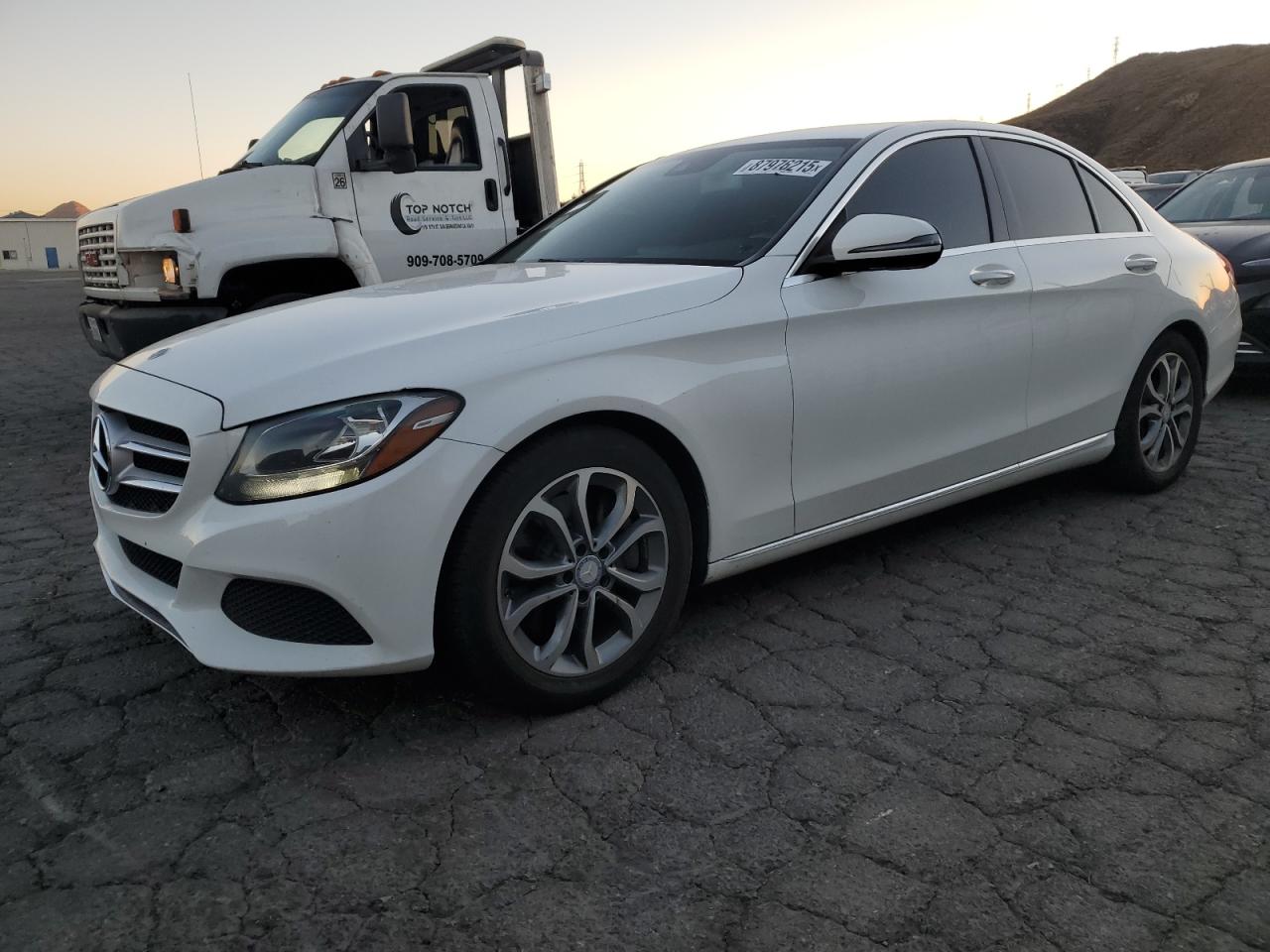 VIN 55SWF4JB1HU188409 2017 MERCEDES-BENZ C-CLASS no.1