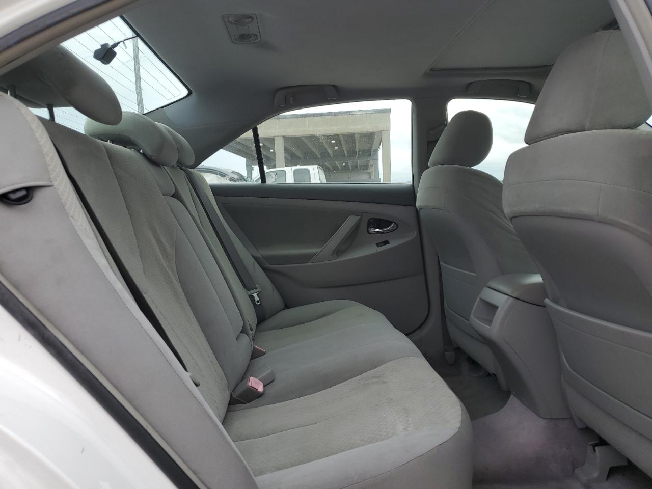 2007 Toyota Camry - Image 10