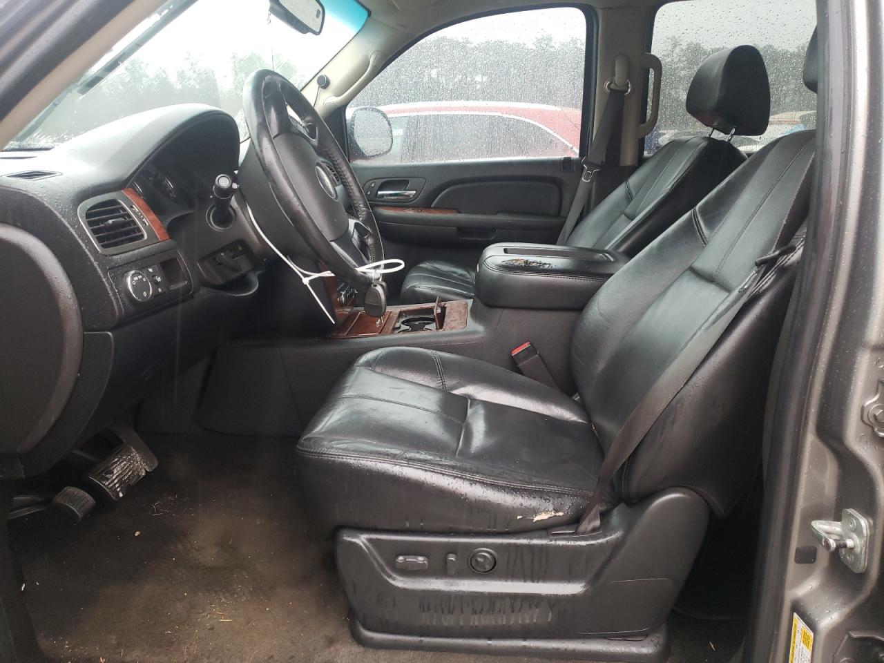 2007 Chevrolet Tahoe - Image 7