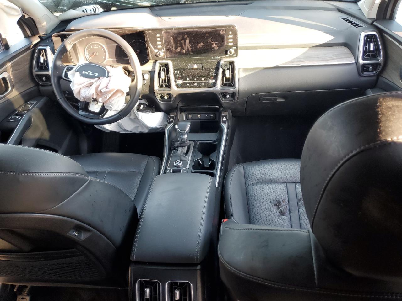 2022 Kia Sorento - Image 8