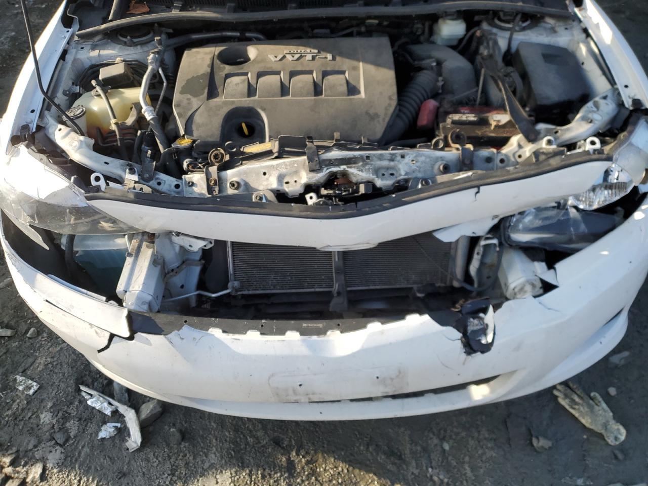 2010 Toyota Corolla - Image 11