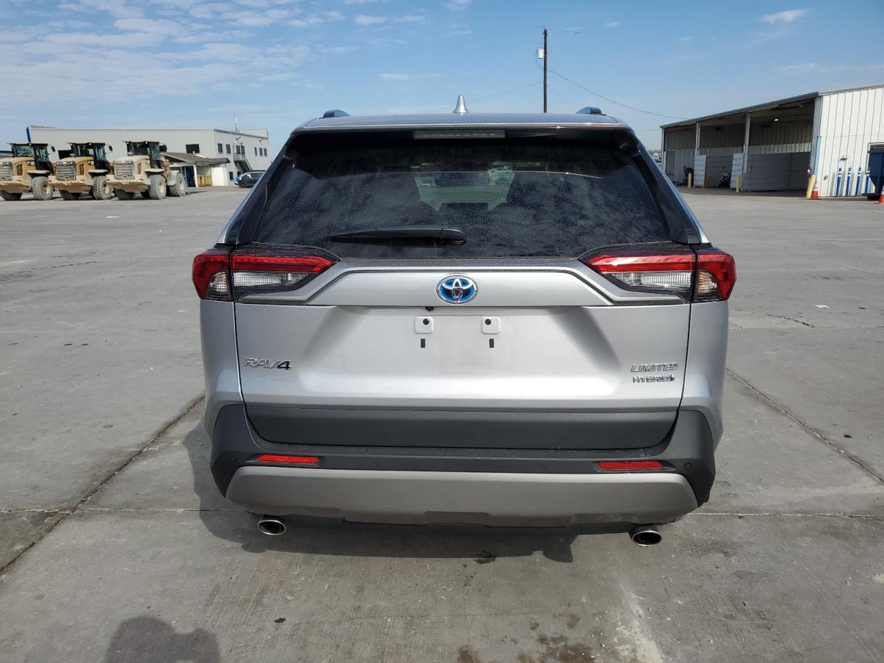 2023 Toyota RAV 4 - Image 6